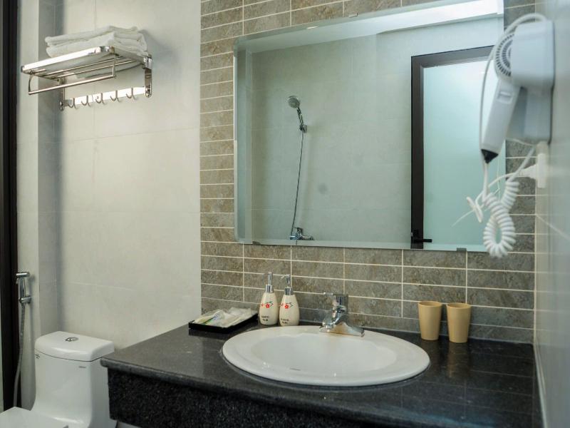 Bai Chay Panda Hotel image