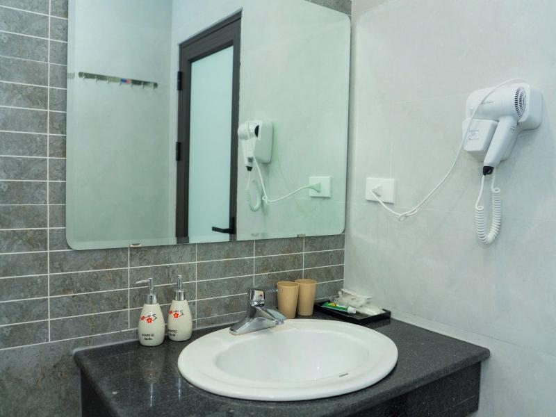 Bai Chay Panda Hotel image