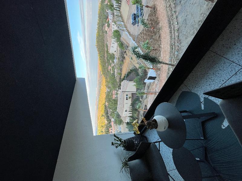 Suite 28 image