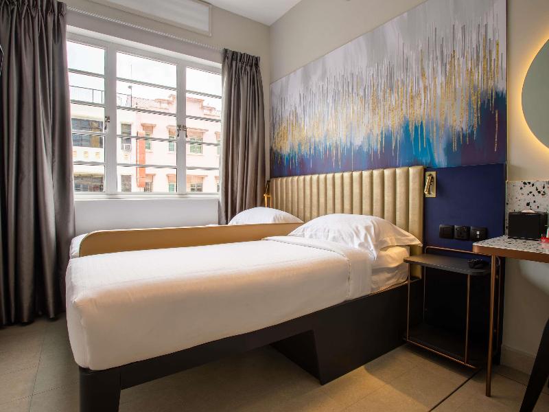Ibis Budget Singapore Gold image