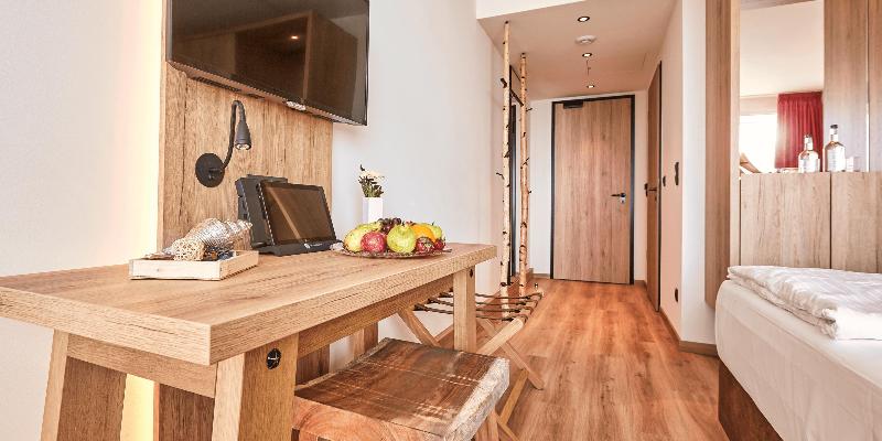 Dampland - Ostseehotel Midgard image