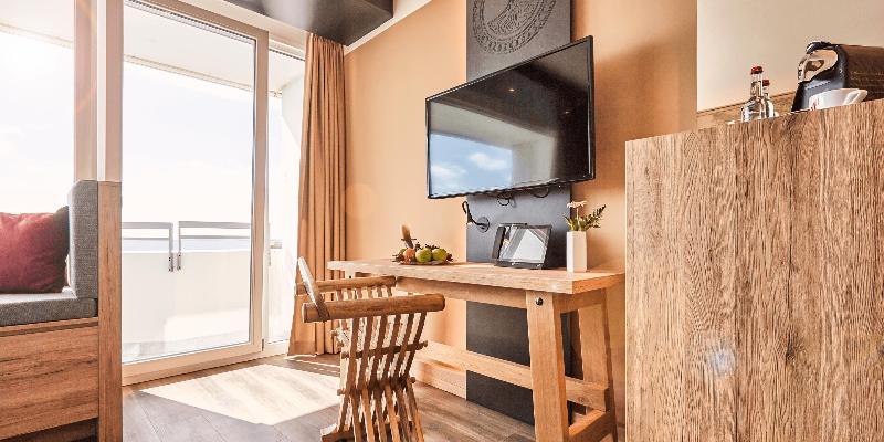 Dampland - Ostseehotel Midgard image