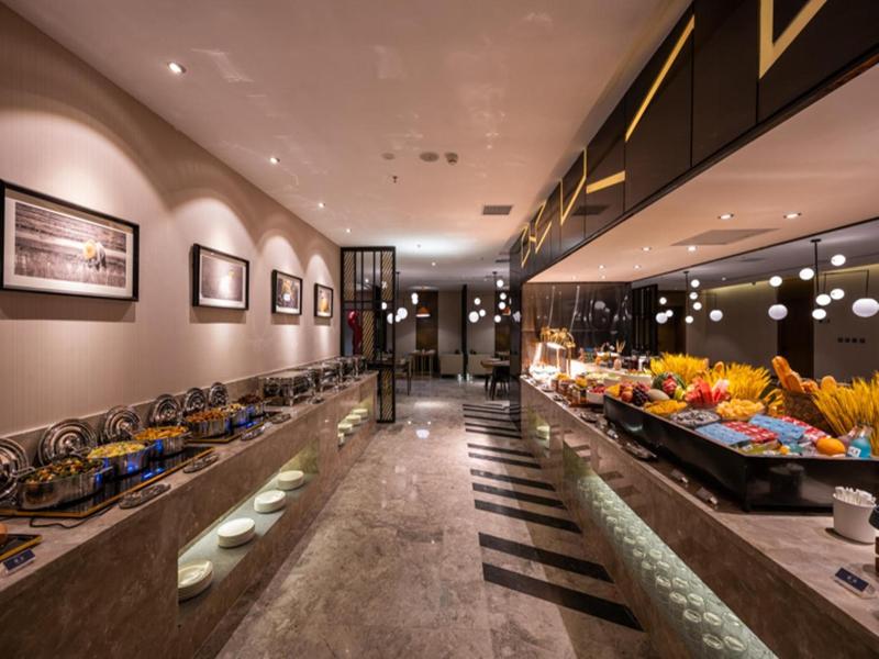 Crystal Orange Hotel Panjin Wenlv International Ci image