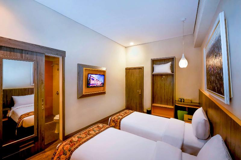 Super 8 By Wyndham Solo Indonesia image