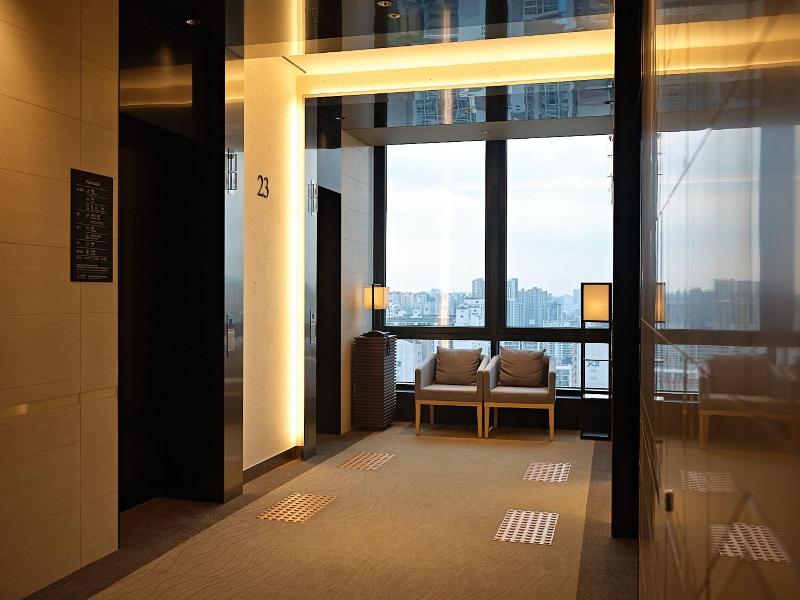 Roynet Hotel Seoul Mapo image
