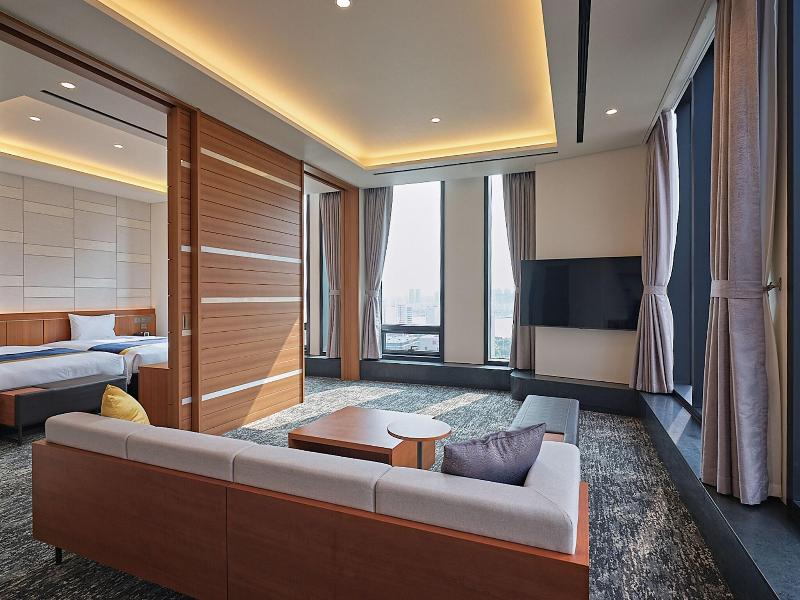 Roynet Hotel Seoul Mapo image