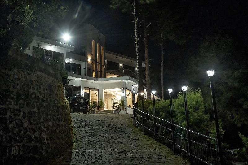 The Golden Sunrise Hotel image
