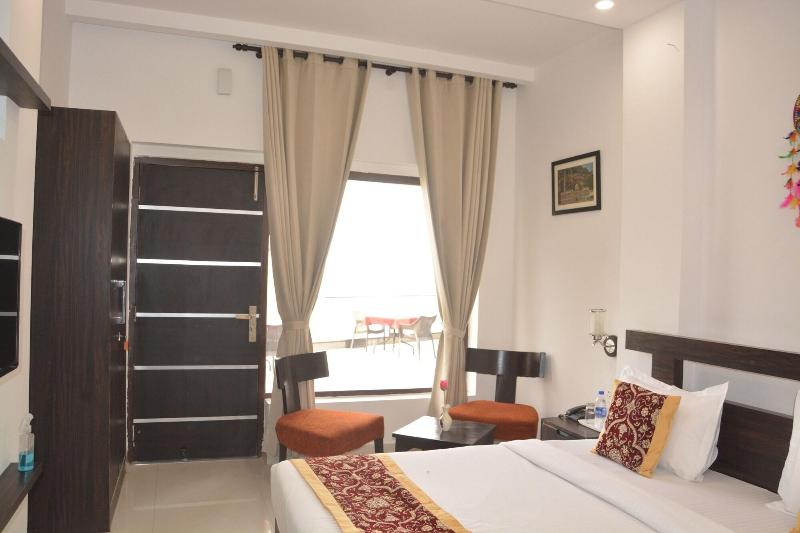 The Golden Sunrise Hotel image