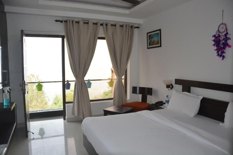 The Golden Sunrise Hotel image