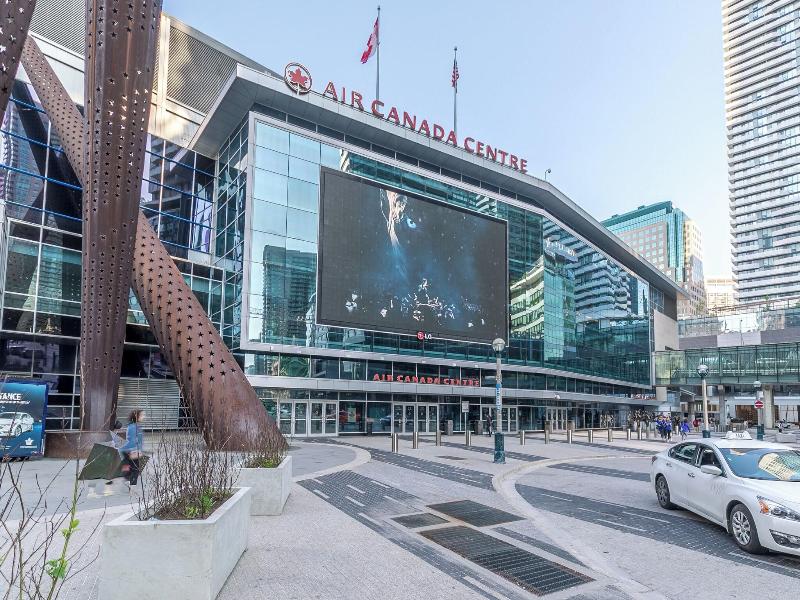 Globalstay. Maple Leaf Square