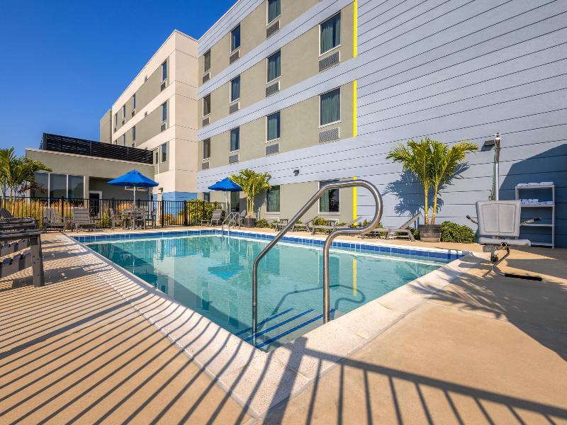 Microtel Inn & Suites By Wyndham Rehoboth Beach image