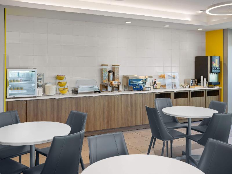 Microtel Inn & Suites By Wyndham Rehoboth Beach image