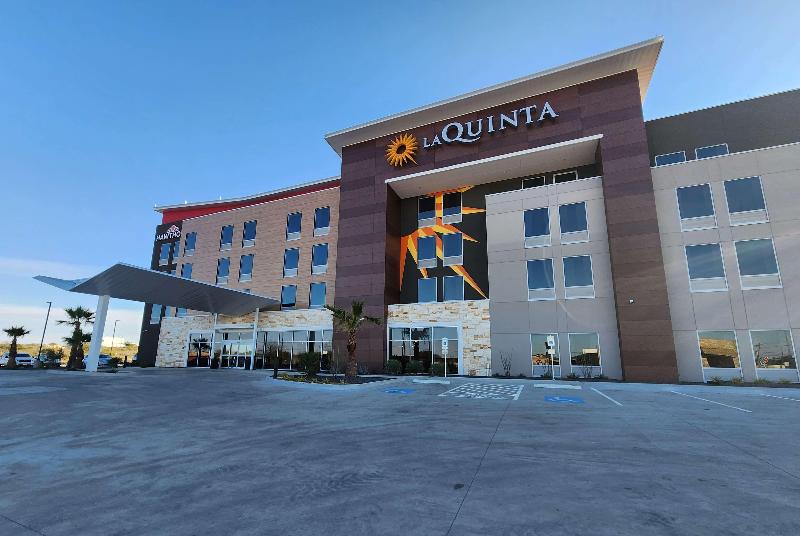 Hawthorn Suites by Wyndham Del Rio image