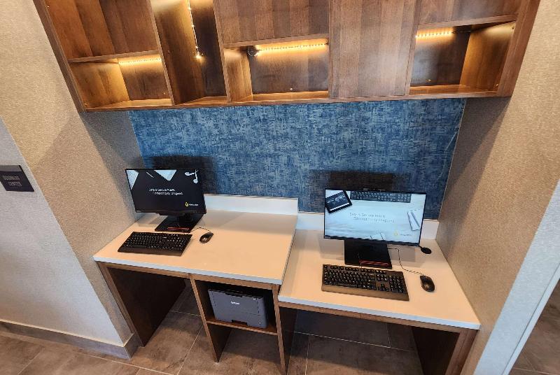 Hawthorn Suites by Wyndham Del Rio image