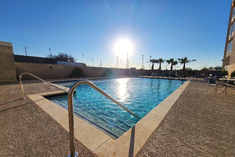Hawthorn Suites by Wyndham Del Rio image