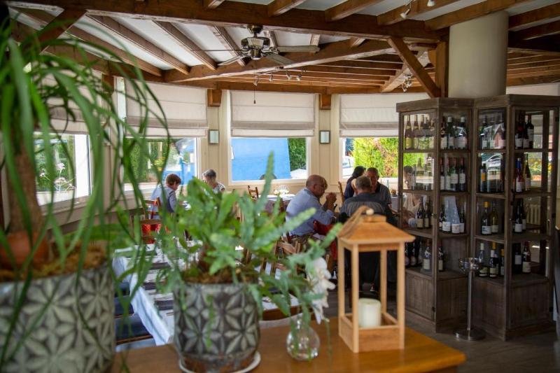 Logis Hotel Du Canard image