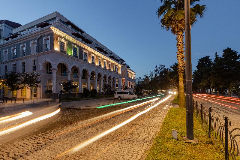 Le Port Boutique Apart Hotel image