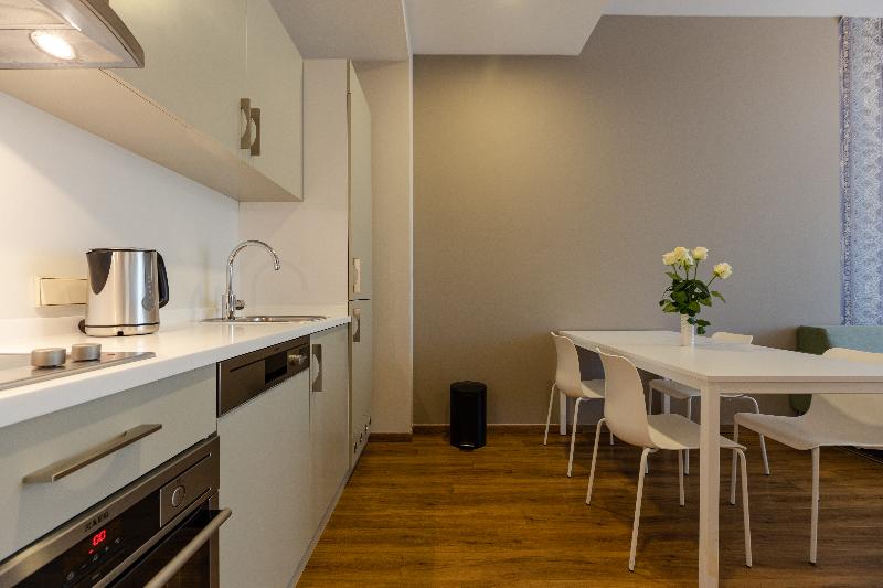 Le Port Boutique Apart Hotel image