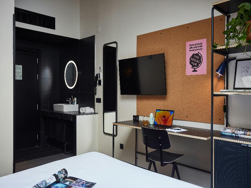 The Social Hub Madrid 4* image