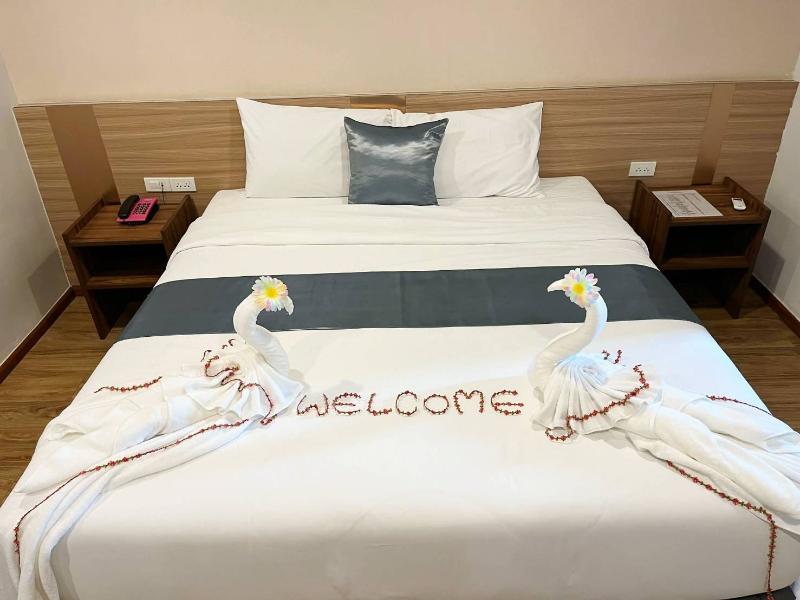 Le Srivaree Suvaranabhumi Airport Hotel  image