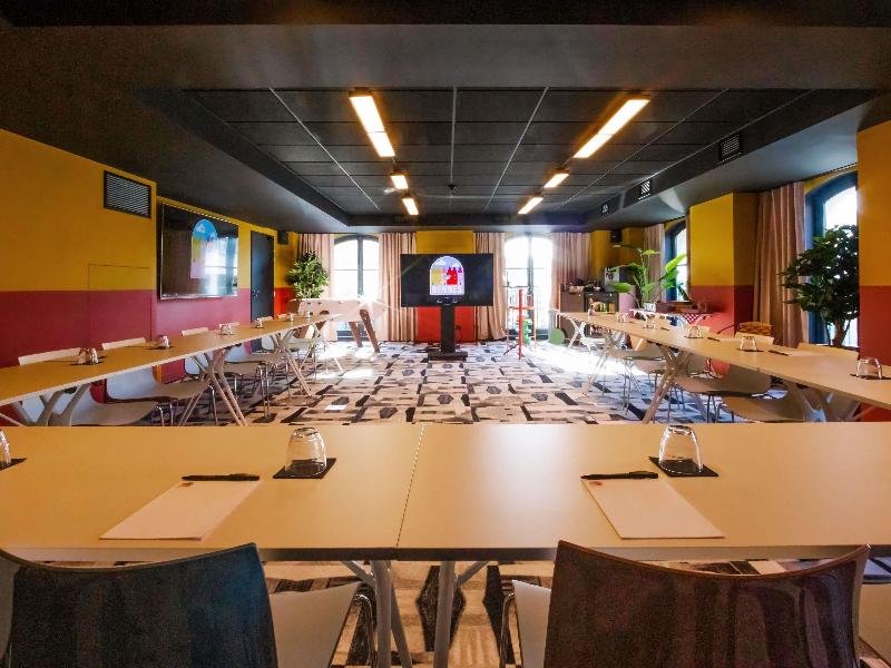 Mama Shelter Rennes image