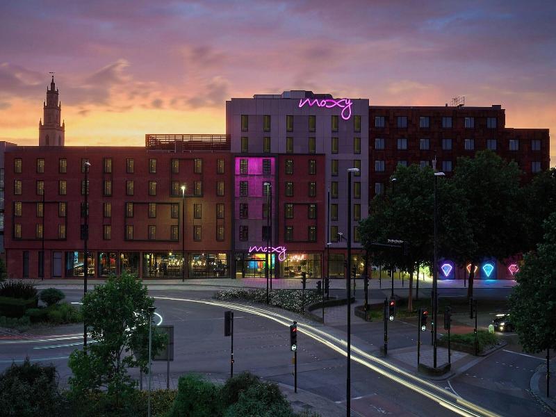Moxy Bristol image