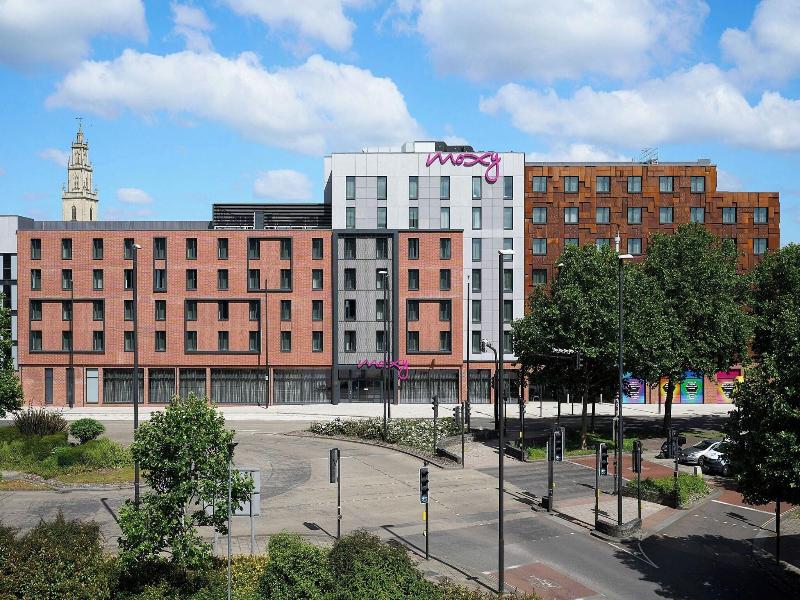 Moxy Bristol image
