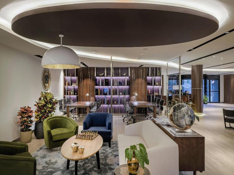 Ac Hotel By Marriott Saint-julien-en-genevois image