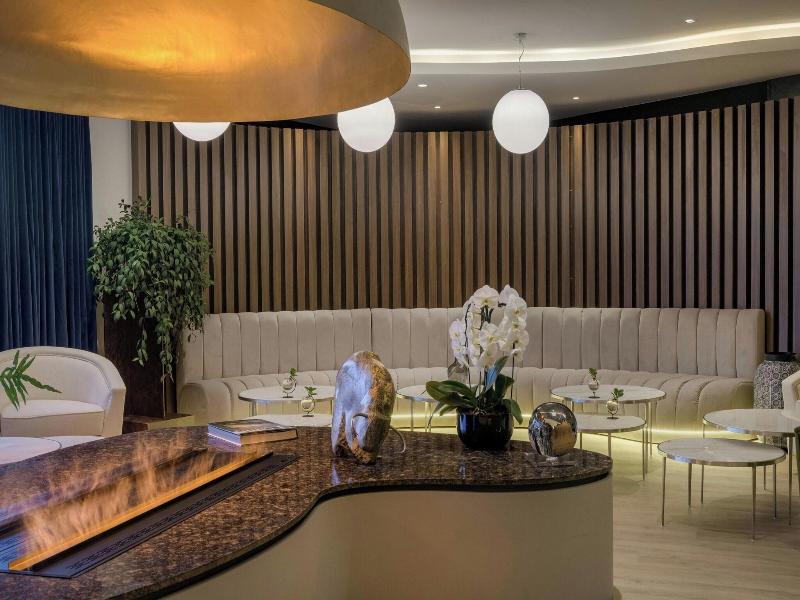Ac Hotel By Marriott Saint-julien-en-genevois image