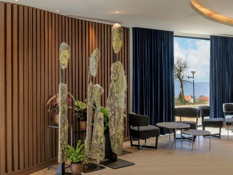 Ac Hotel By Marriott Saint-julien-en-genevois image