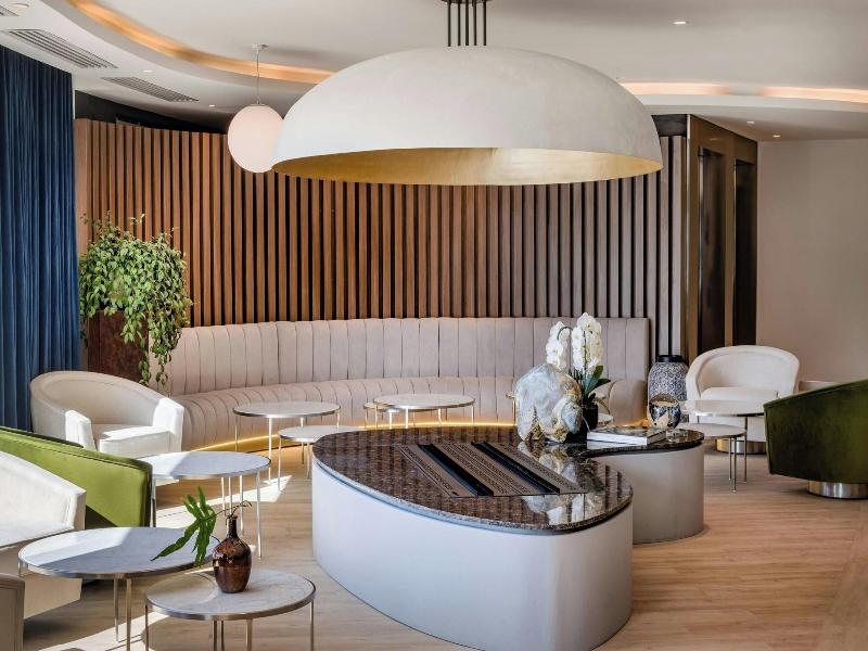 Ac Hotel By Marriott Saint-julien-en-genevois image