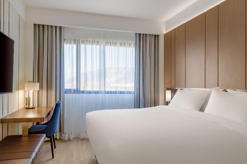 Ac Hotel By Marriott Saint-julien-en-genevois image