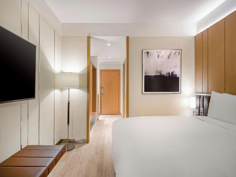 Ac Hotel By Marriott Saint-julien-en-genevois image