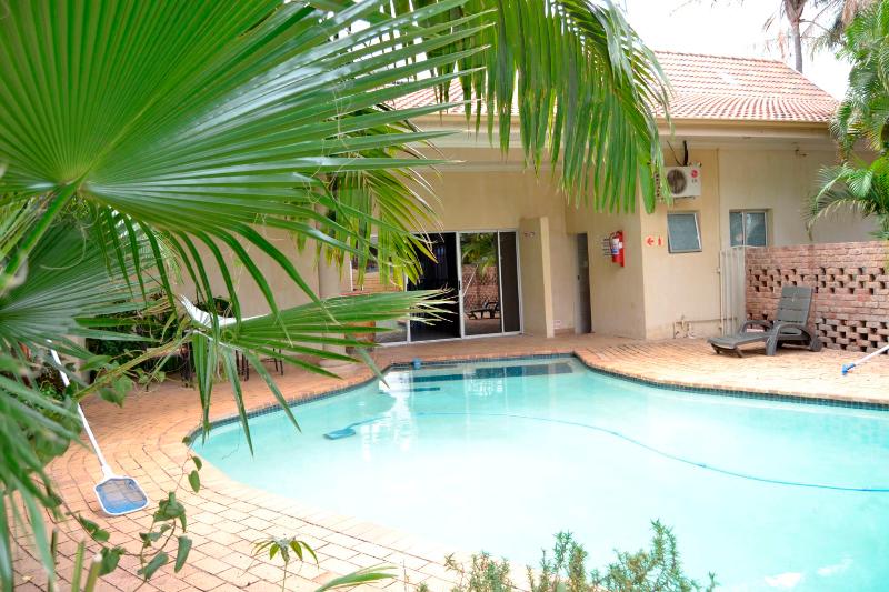Ya Rena Guesthouse image