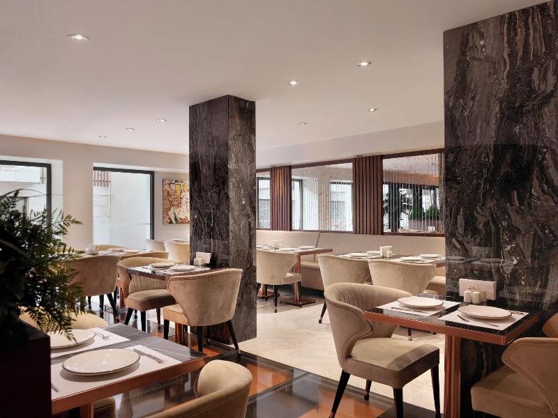 Shining Star Hotel image