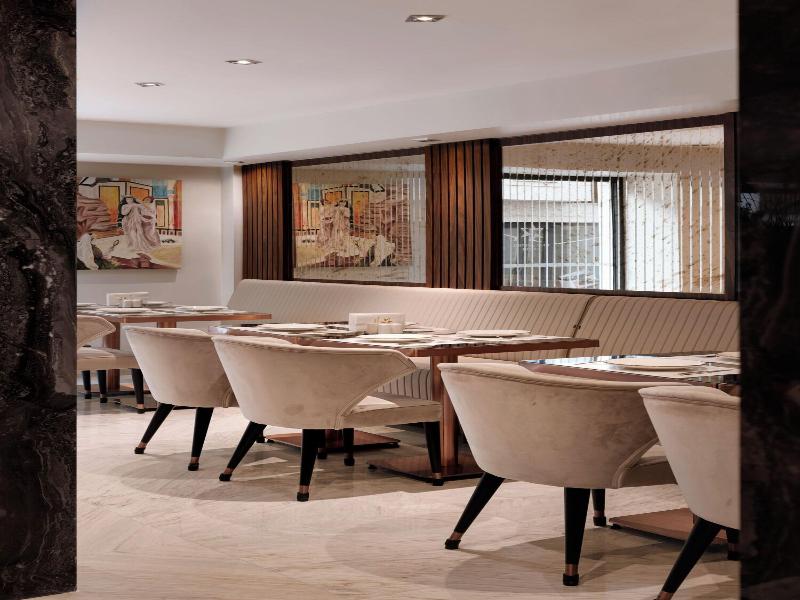 Shining Star Hotel image