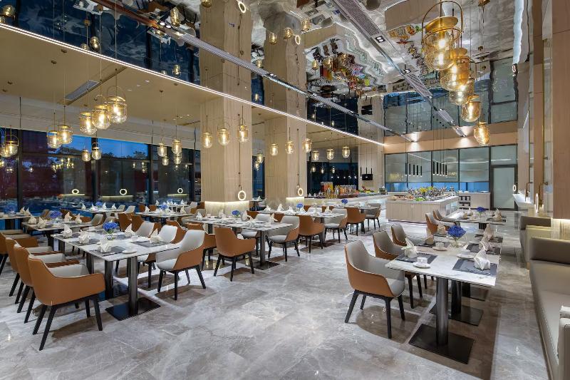 Ramada By Wyndham Maoming Dianbai image