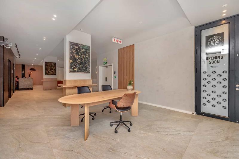 Newlands Peak Aparthotel image
