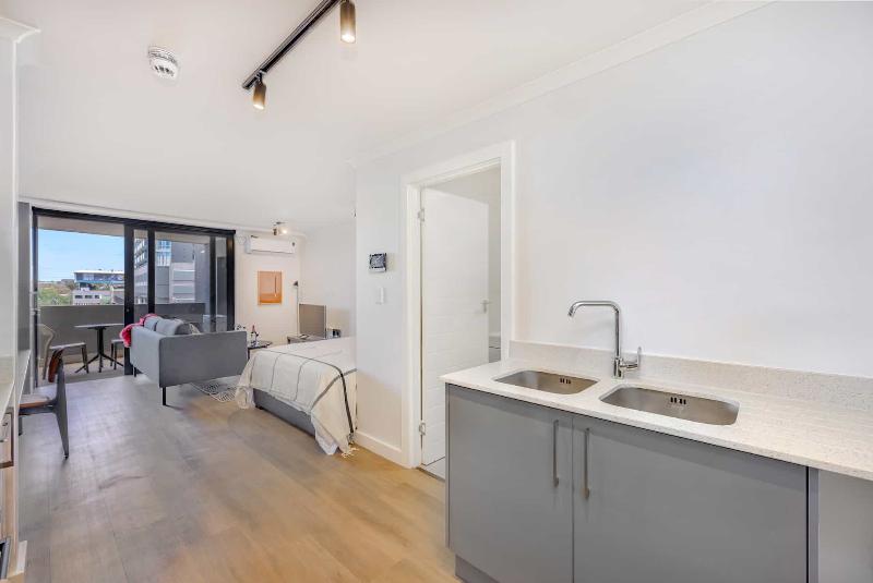 Newlands Peak Aparthotel image
