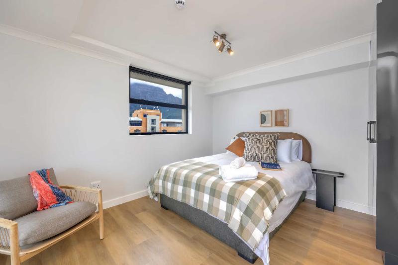Newlands Peak Aparthotel image