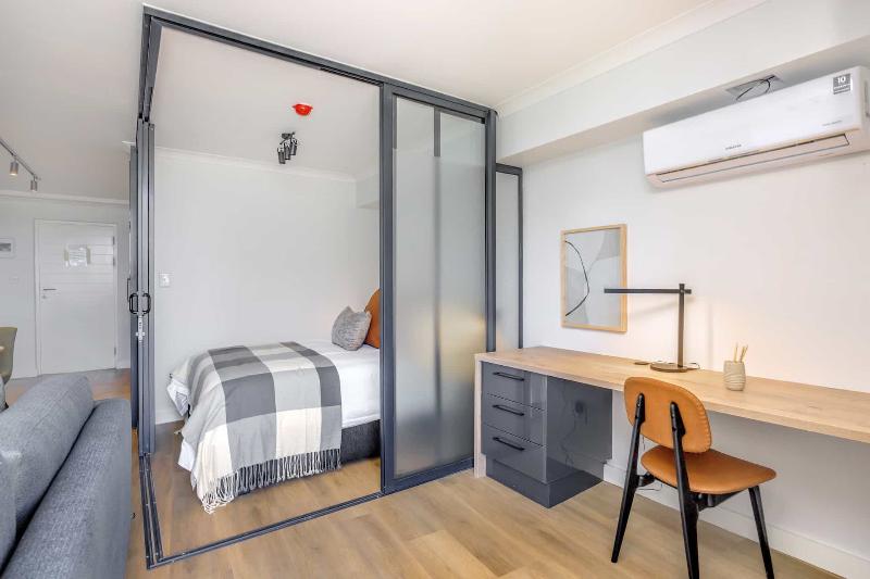Newlands Peak Aparthotel image