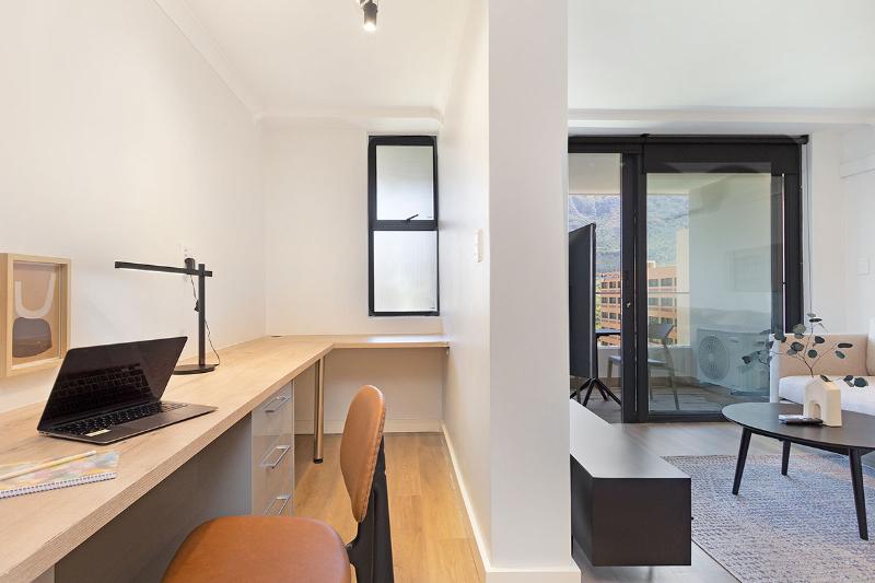 Newlands Peak Aparthotel image