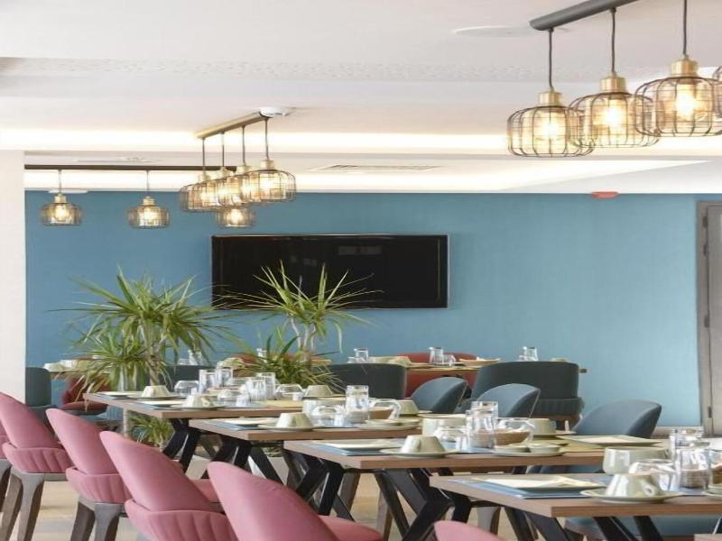 Maia Hotel Suites image