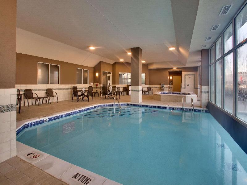 Drury Inn & Suites Iowa City Coralville image
