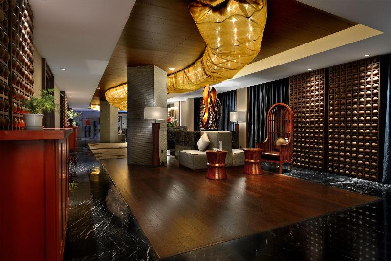 Crowne Plaza YADING image
