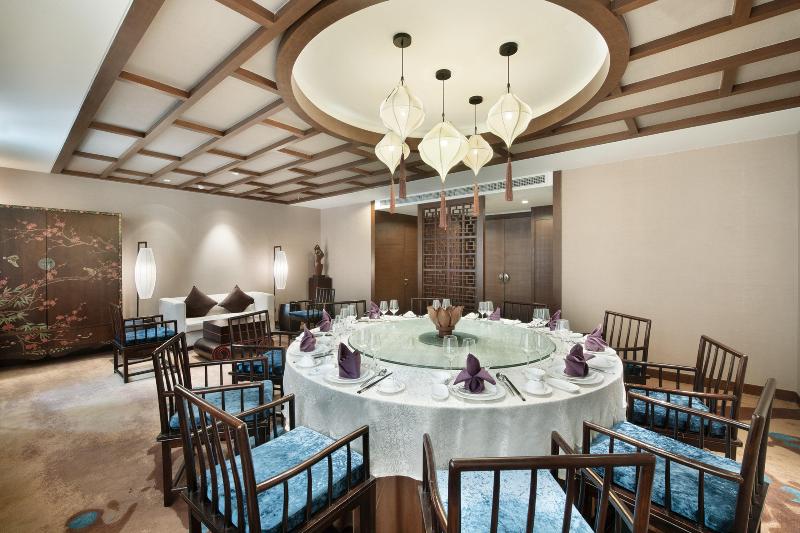 Crowne Plaza YADING image