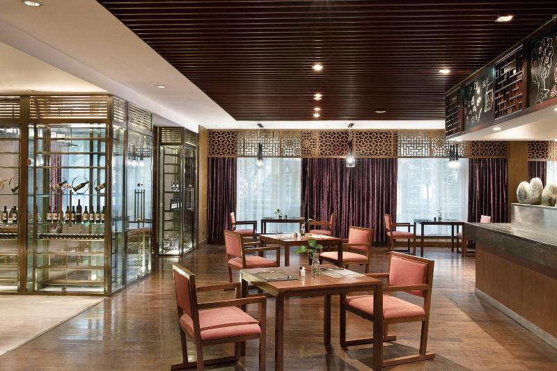 Crowne Plaza YADING image