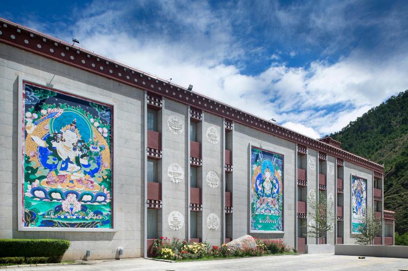Crowne Plaza YADING image