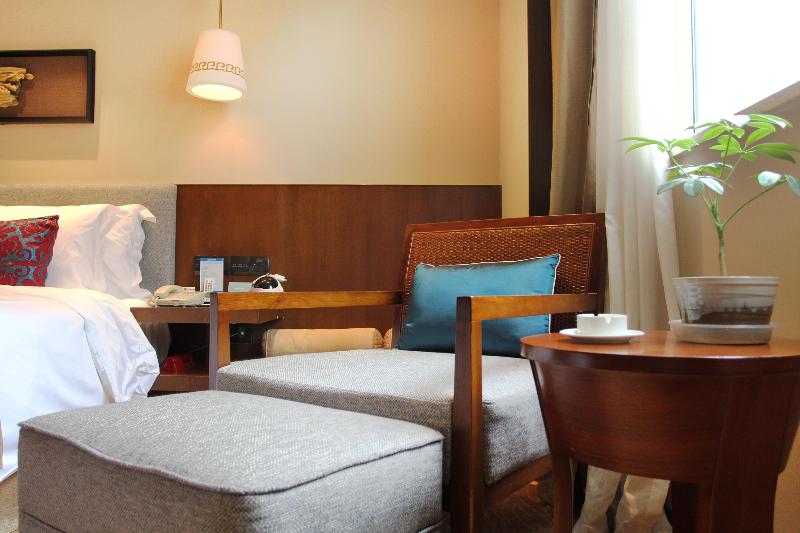 Crowne Plaza YADING image 2