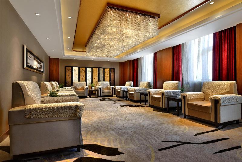 Crowne Plaza YADING image